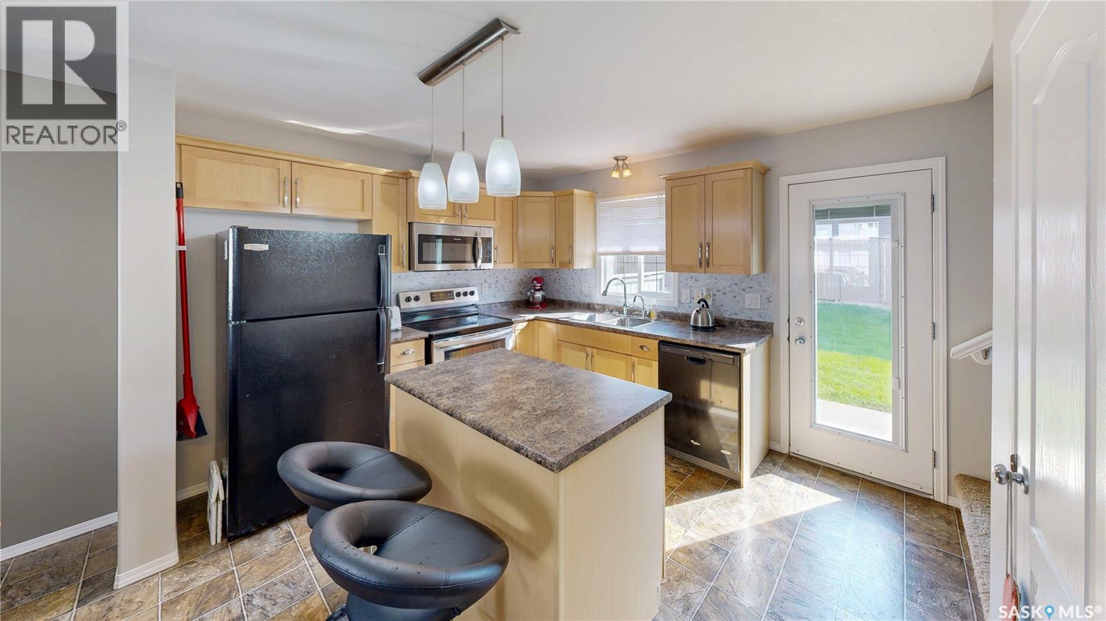 Photo 11 of 156 4801 Child Avenue, Regina SK