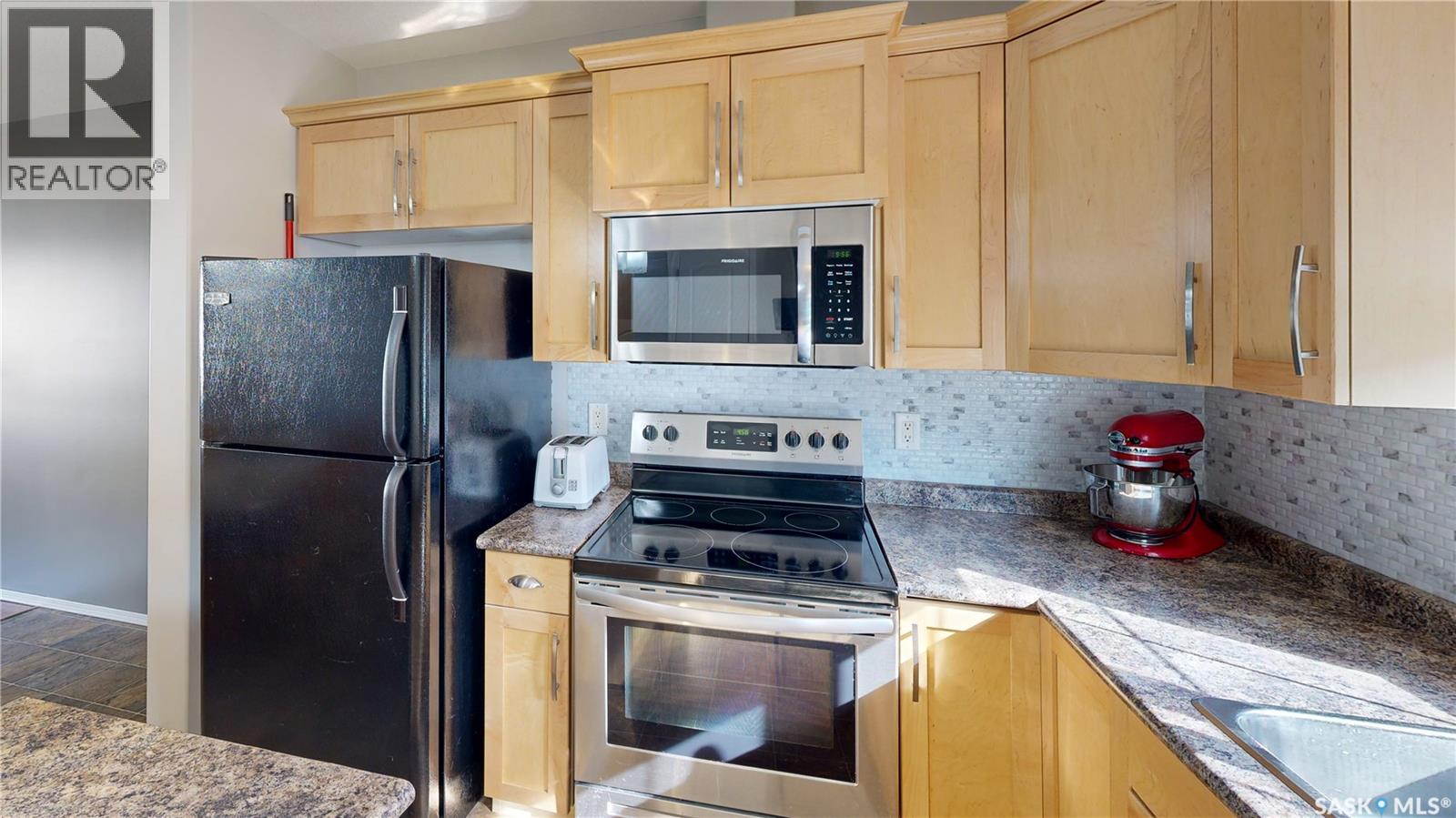Photo 13 of 156 4801 Child Avenue, Regina SK