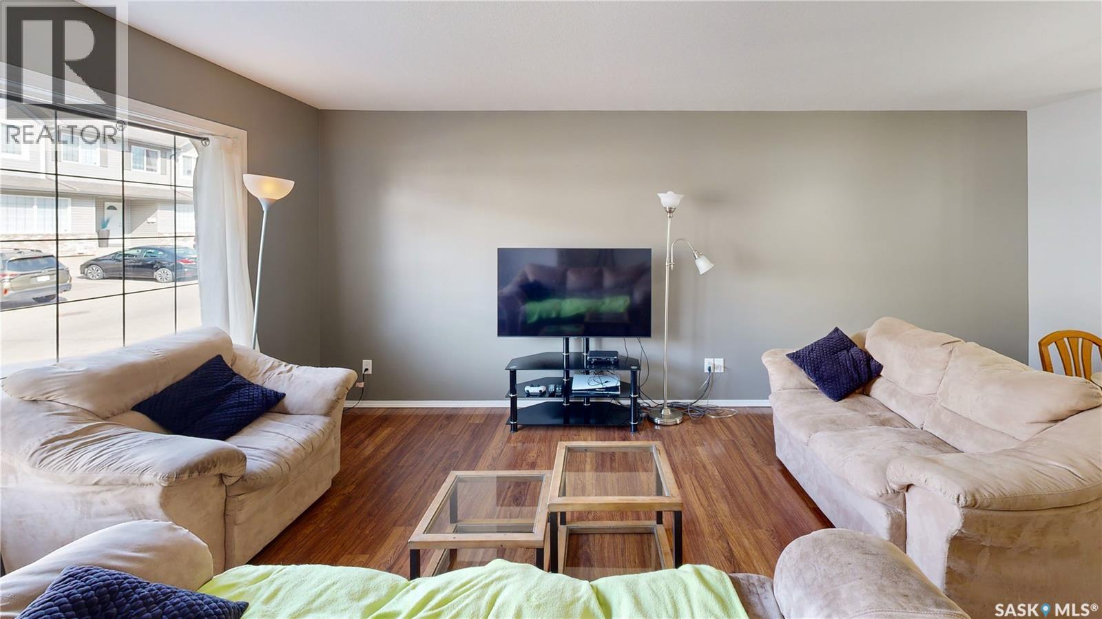Photo 5 of 156 4801 Child Avenue, Regina SK