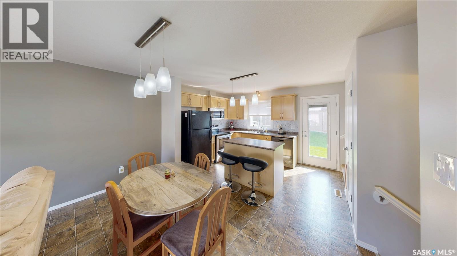 Photo 8 of 156 4801 Child Avenue, Regina SK