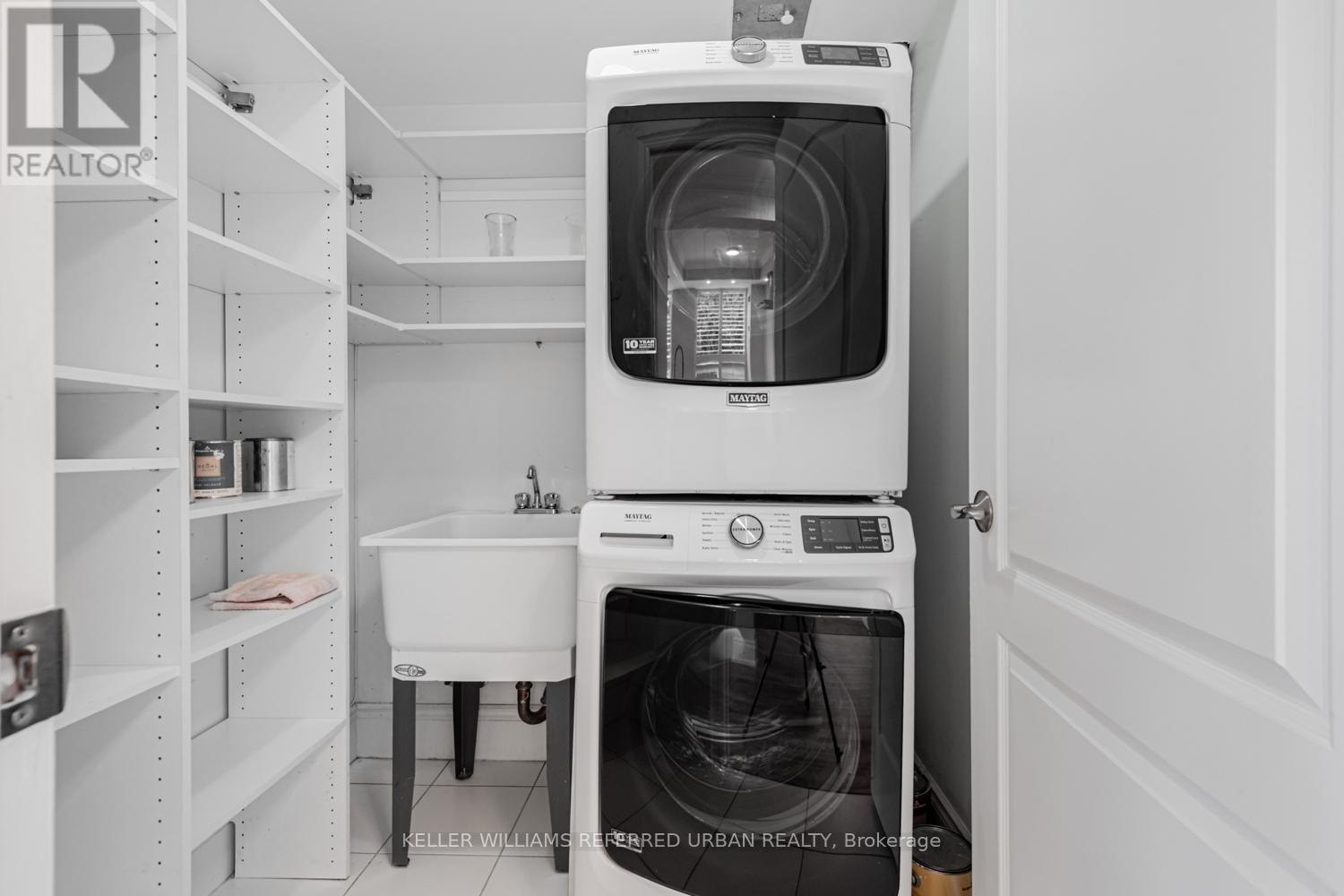 Photo 18 of 721 28 William Carson Crescent, Toronto ON