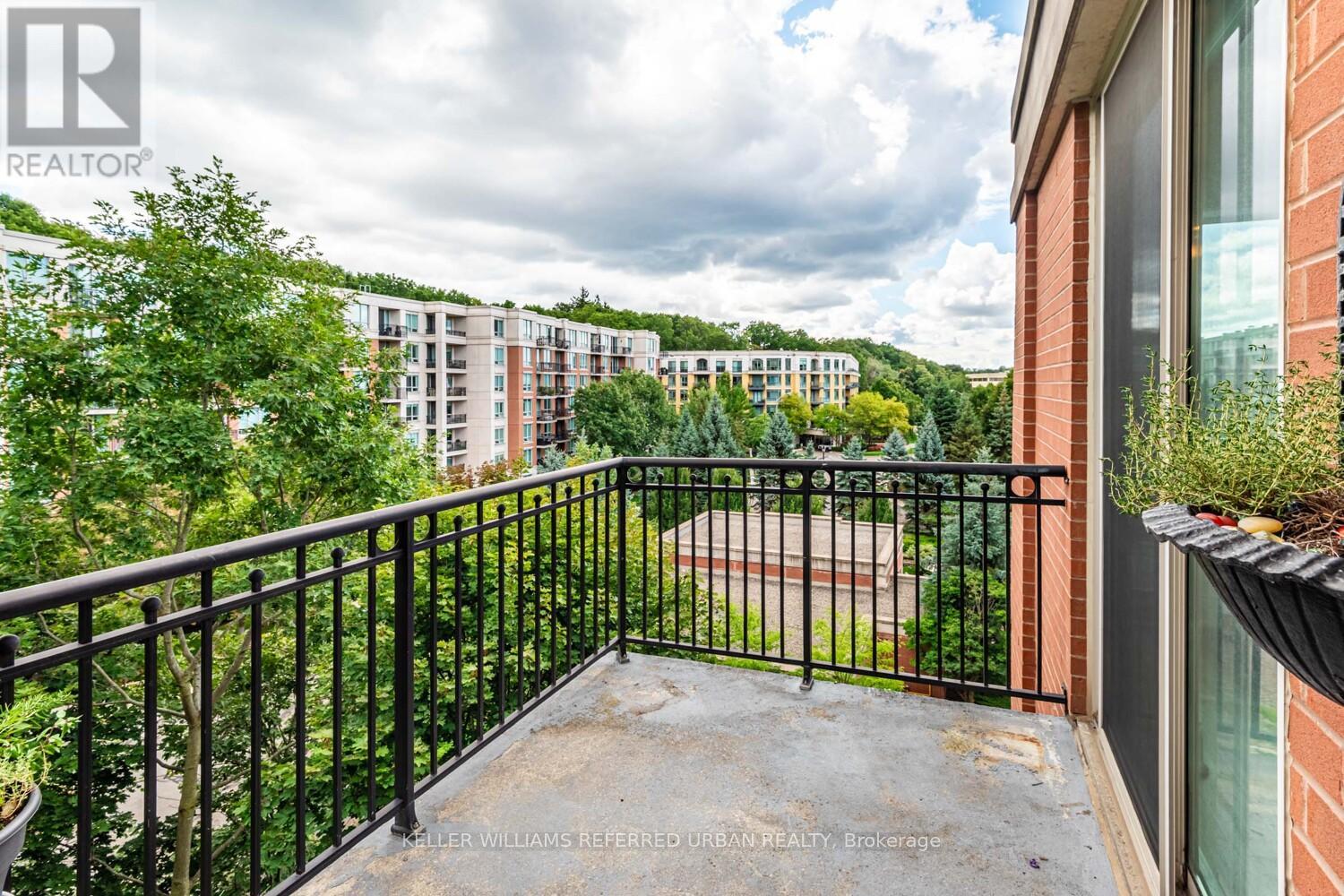 Photo 25 of 721 28 William Carson Crescent, Toronto ON
