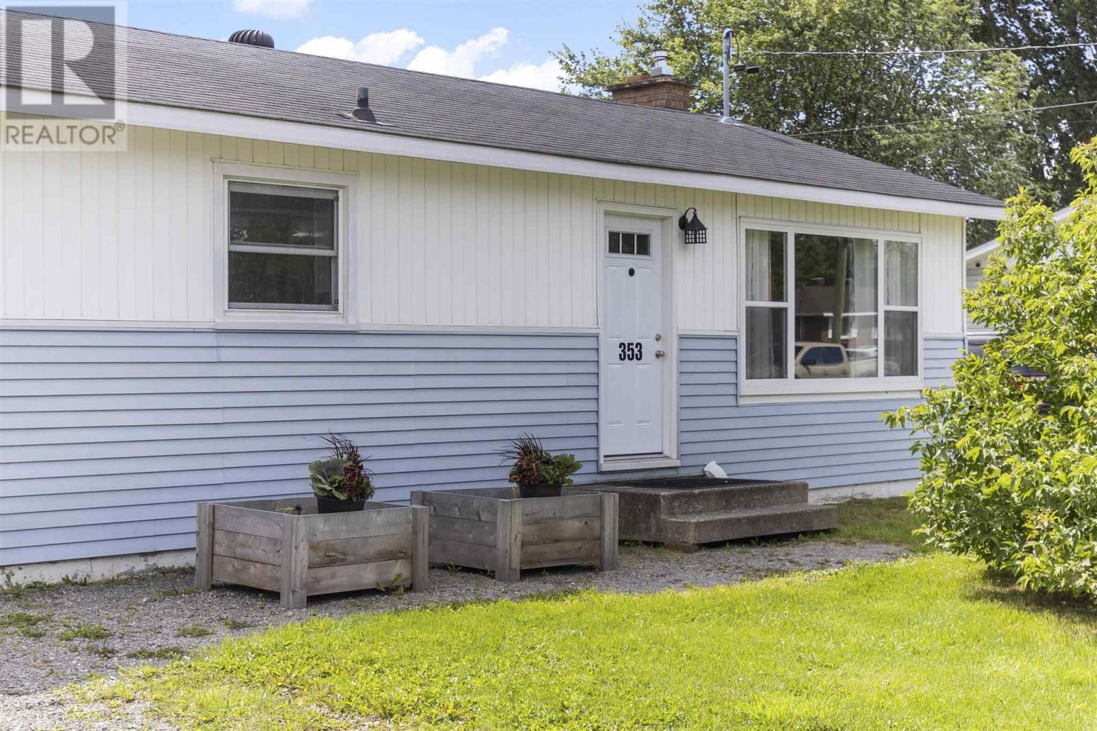 Photo 33 of 353 Doncaster Rd, Sault Ste Marie ON
