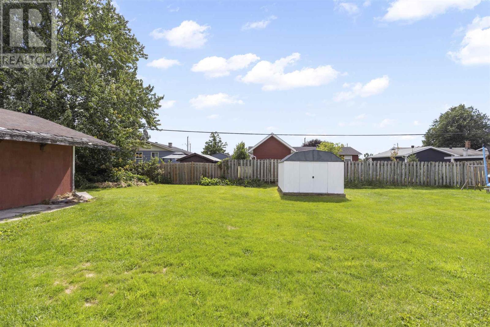 Photo 37 of 353 Doncaster Rd, Sault Ste Marie ON