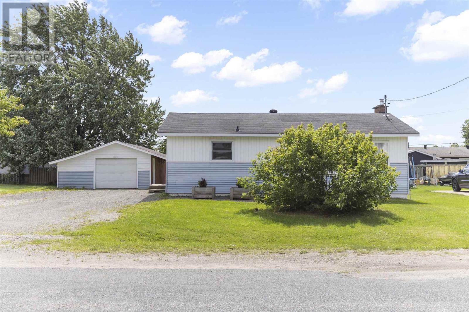 Photo 32 of 353 Doncaster Rd, Sault Ste Marie ON