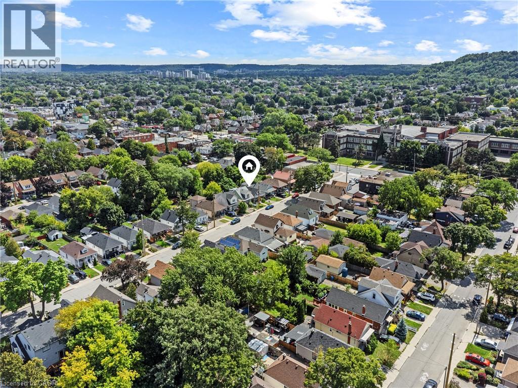 Photo 25 of 22 Houghton Avenue N, Hamilton ON