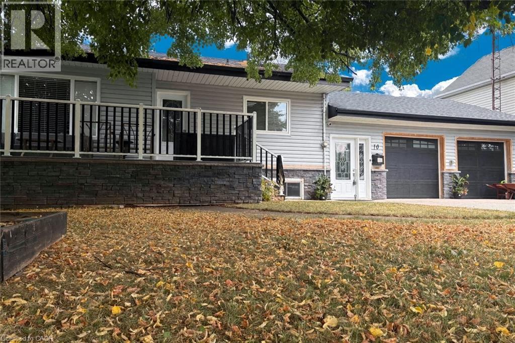 Photo 1 of 10 Lincoln Avenue, Grimsby ON