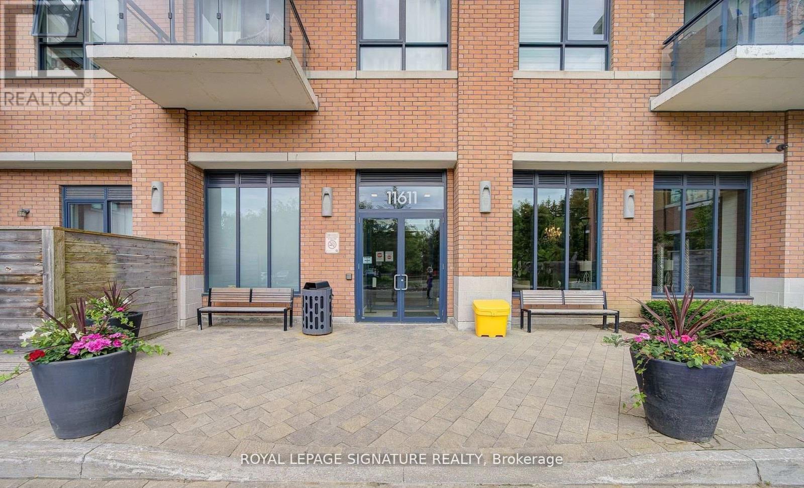 Photo 1 of 610 11611 Yonge Street, Richmond Hill ON