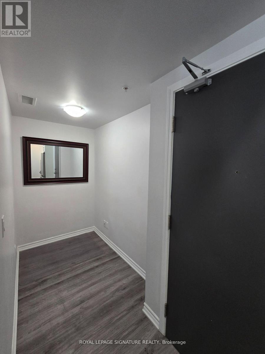 Photo 19 of 610 11611 Yonge Street, Richmond Hill ON