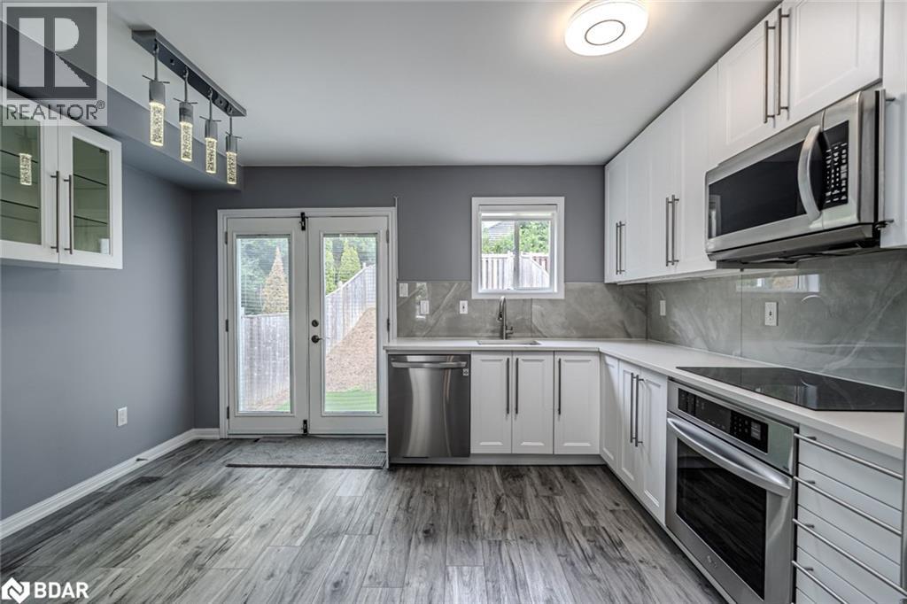 Photo 3 of 367 Ferndale Drive S, Barrie ON