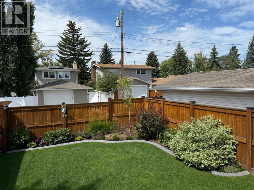 Photo 41 of 10839 Mapleford Road Se, Calgary AB