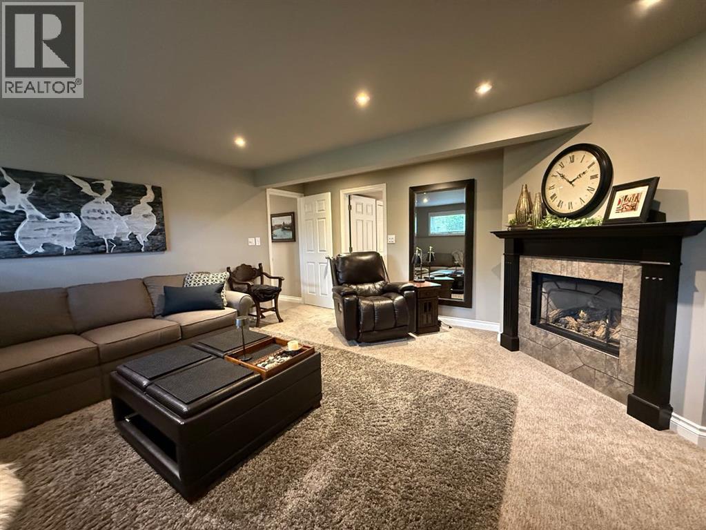 Photo 24 of 10839 Mapleford Road Se, Calgary AB