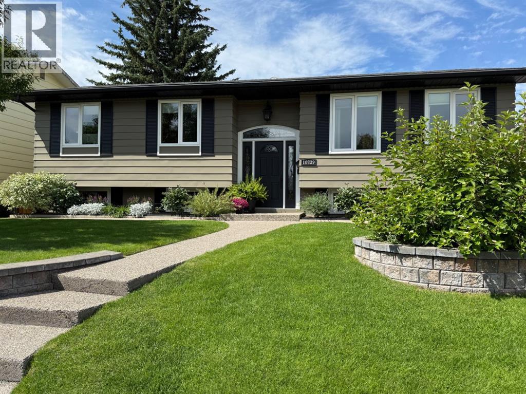Photo 48 of 10839 Mapleford Road Se, Calgary AB