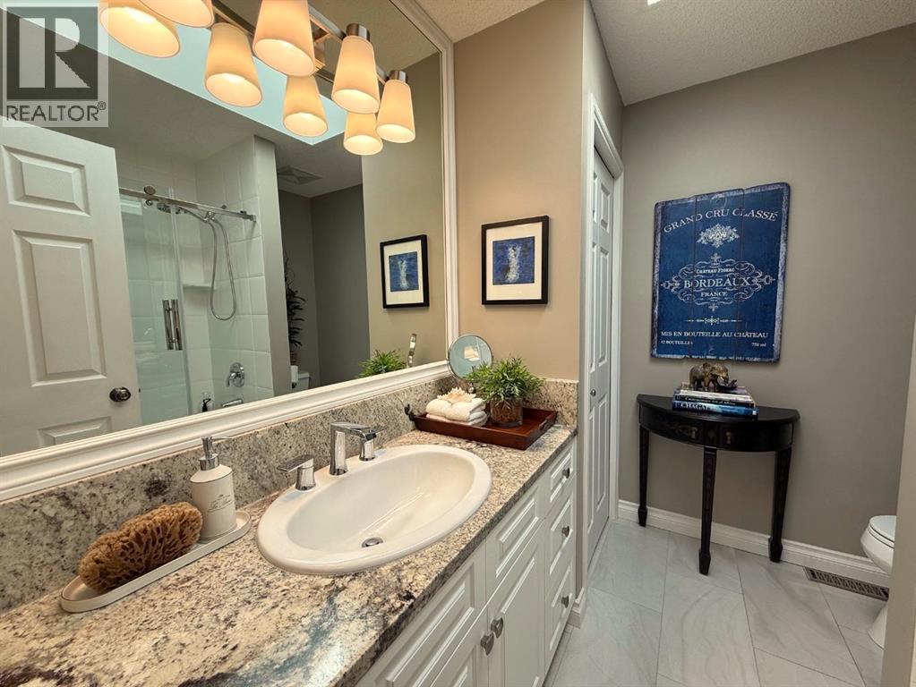 Photo 20 of 10839 Mapleford Road Se, Calgary AB