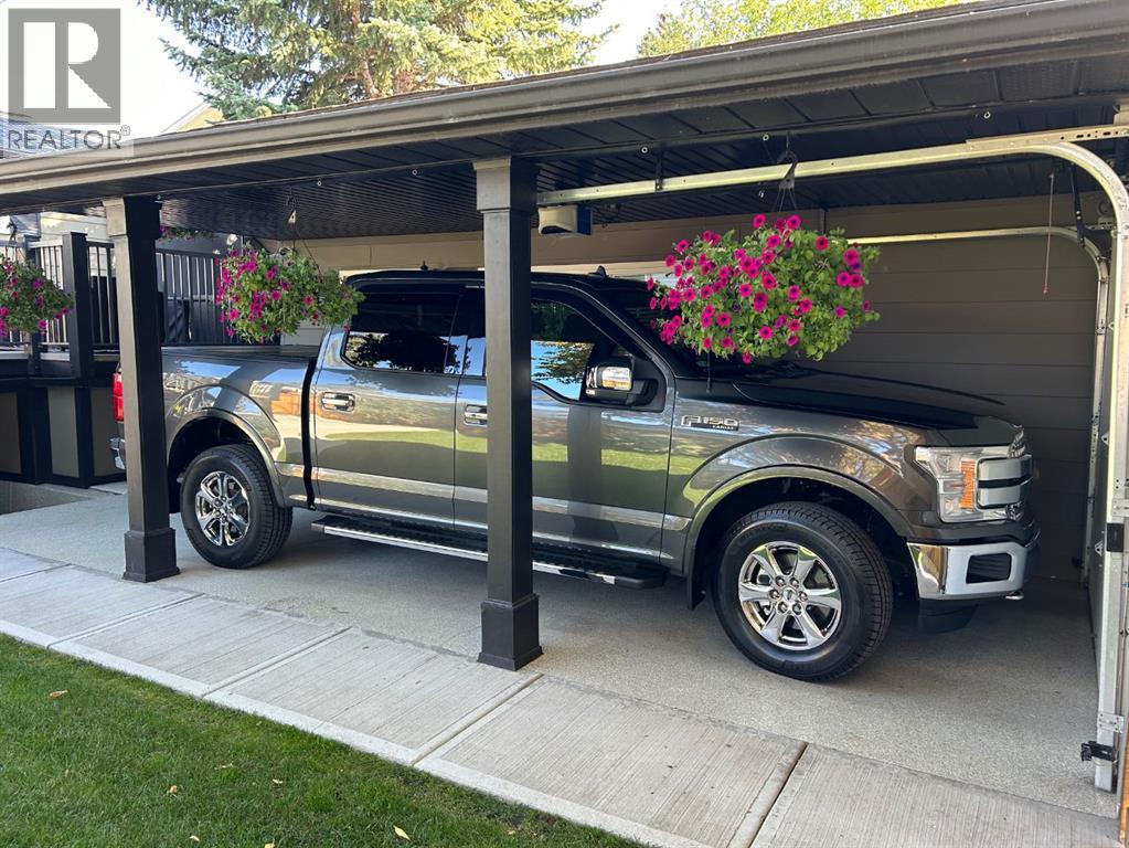 Photo 44 of 10839 Mapleford Road Se, Calgary AB