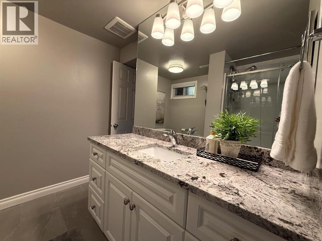 Photo 28 of 10839 Mapleford Road Se, Calgary AB