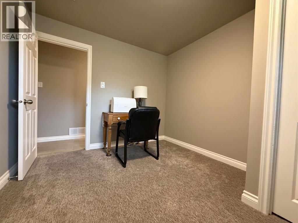 Photo 29 of 10839 Mapleford Road Se, Calgary AB