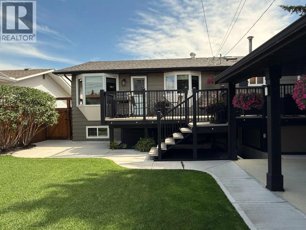 Photo 38 of 10839 Mapleford Road Se, Calgary AB