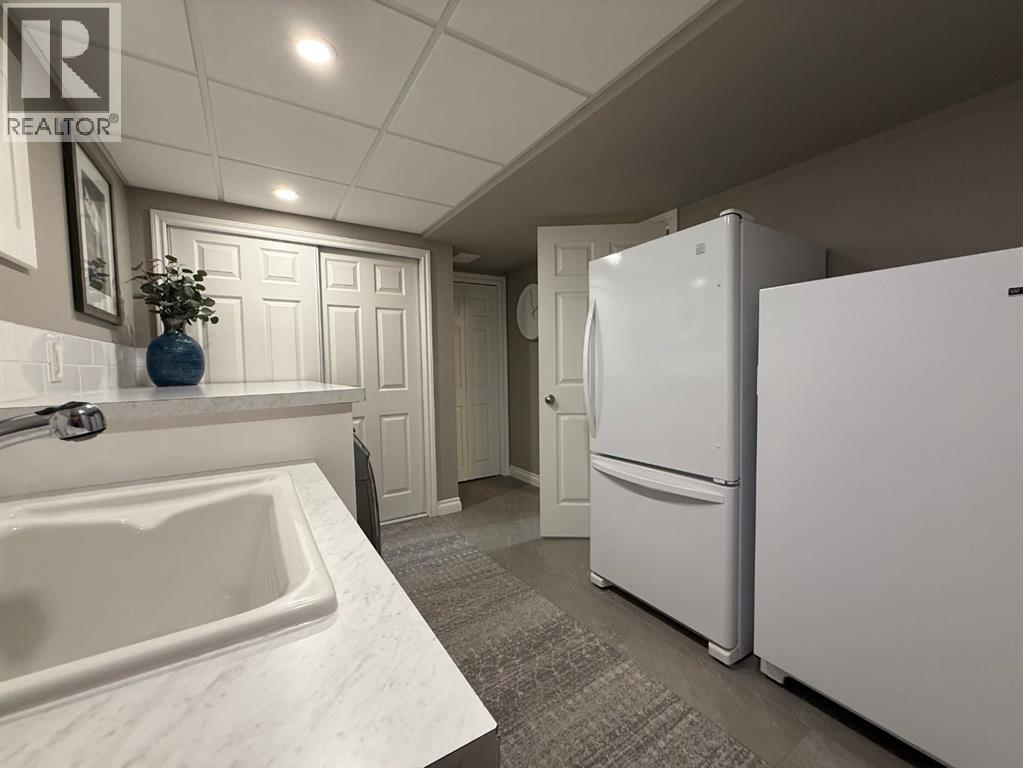 Photo 32 of 10839 Mapleford Road Se, Calgary AB