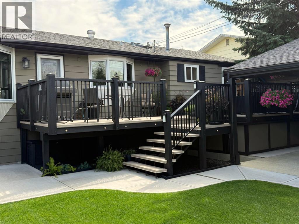 Photo 39 of 10839 Mapleford Road Se, Calgary AB