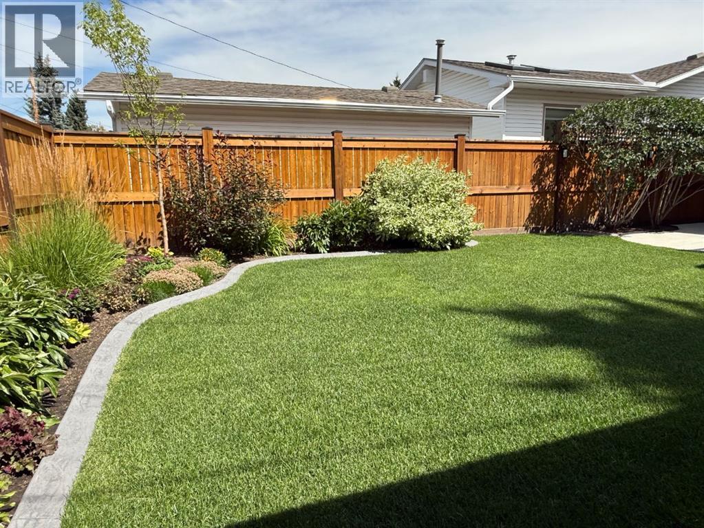 Photo 45 of 10839 Mapleford Road Se, Calgary AB