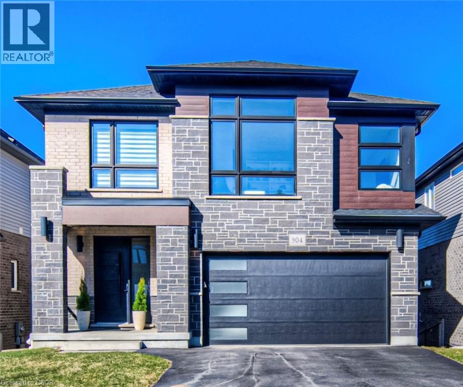 Photo 1 of 904 Thomas Pedder Court, Kitchener ON
