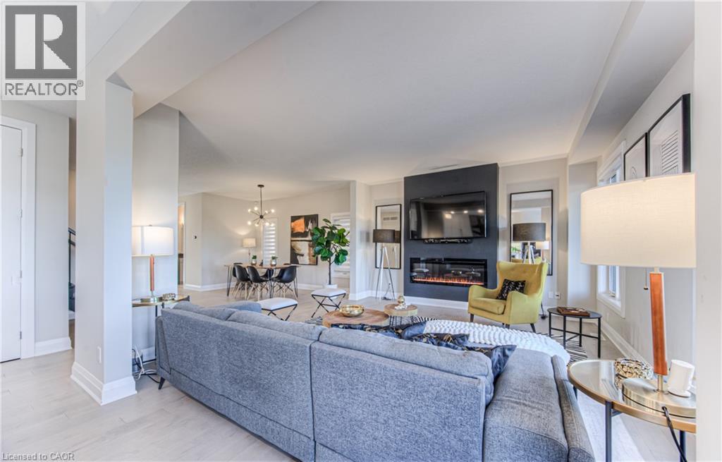 Photo 19 of 904 Thomas Pedder Court, Kitchener ON