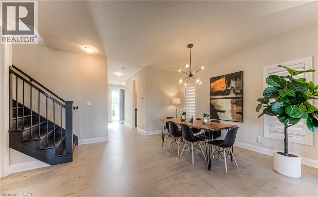 Photo 9 of 904 Thomas Pedder Court, Kitchener ON