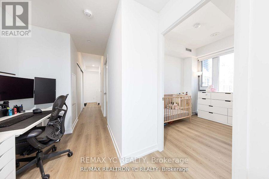 Photo 12 of 2516 20 Edward Street, Toronto ON