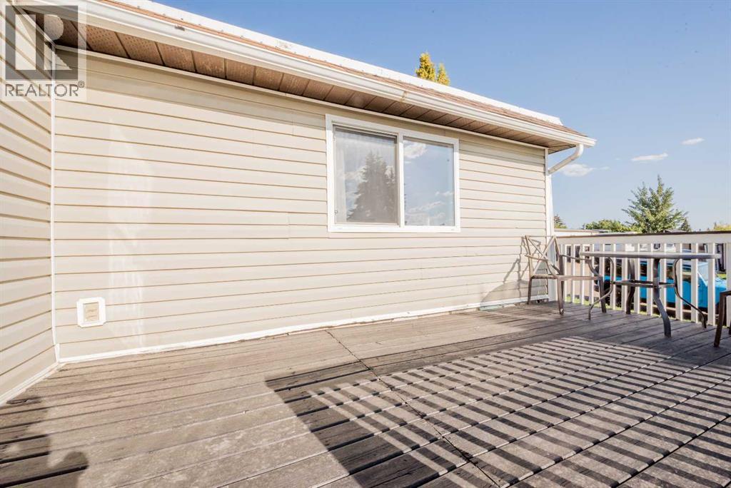 Photo 4 of 9710 120 Avenue, Grande Prairie AB
