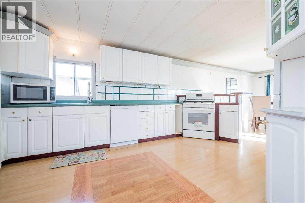 Photo 7 of 9710 120 Avenue, Grande Prairie AB