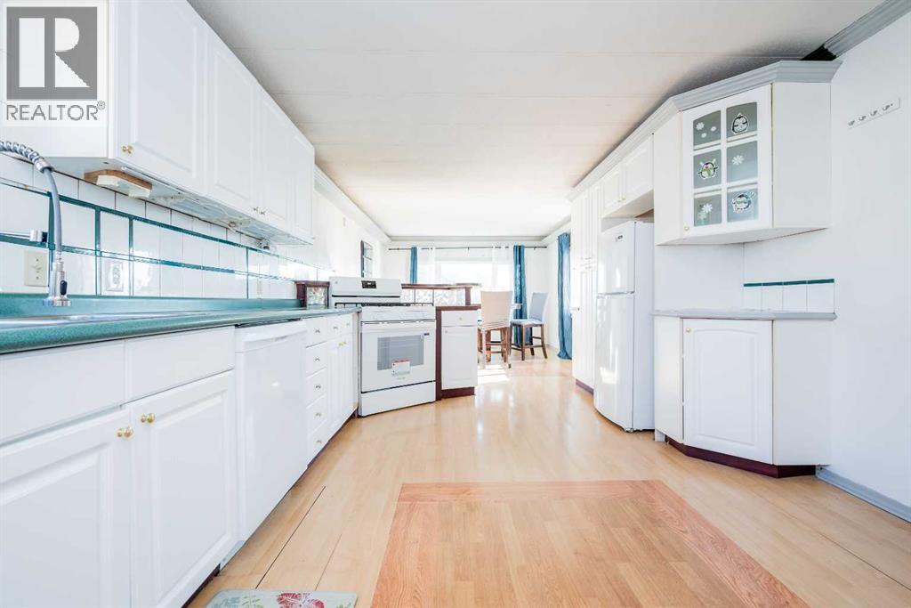 Photo 8 of 9710 120 Avenue, Grande Prairie AB