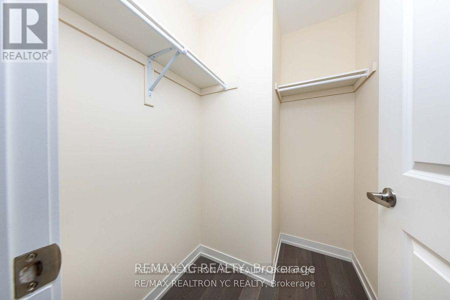 Photo 28 of 37 Torah Gate, Vaughan ON