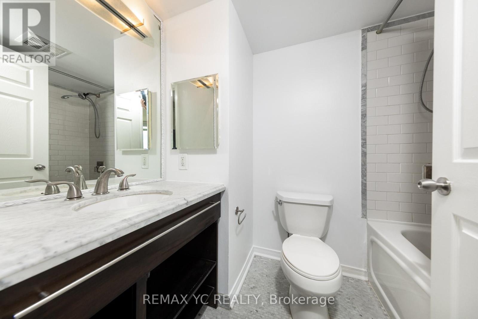 Photo 10 of 1605 28 Harrison Garden Boulevard, Toronto ON