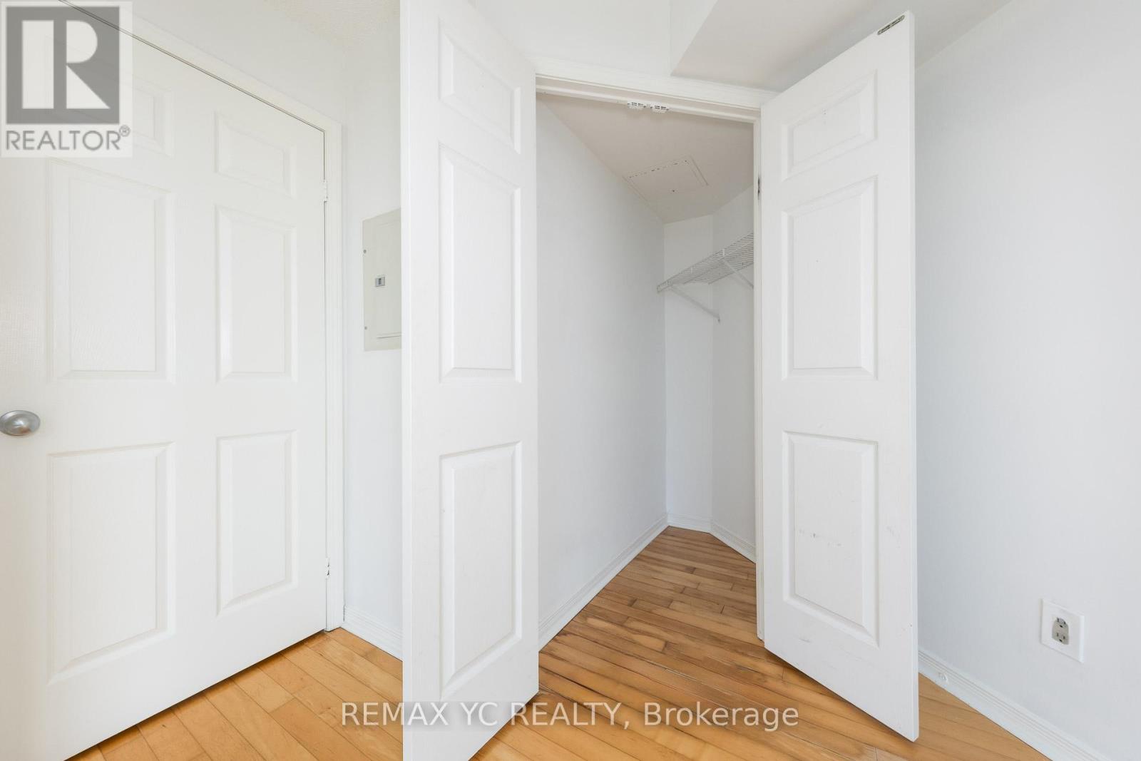 Photo 9 of 1605 28 Harrison Garden Boulevard, Toronto ON
