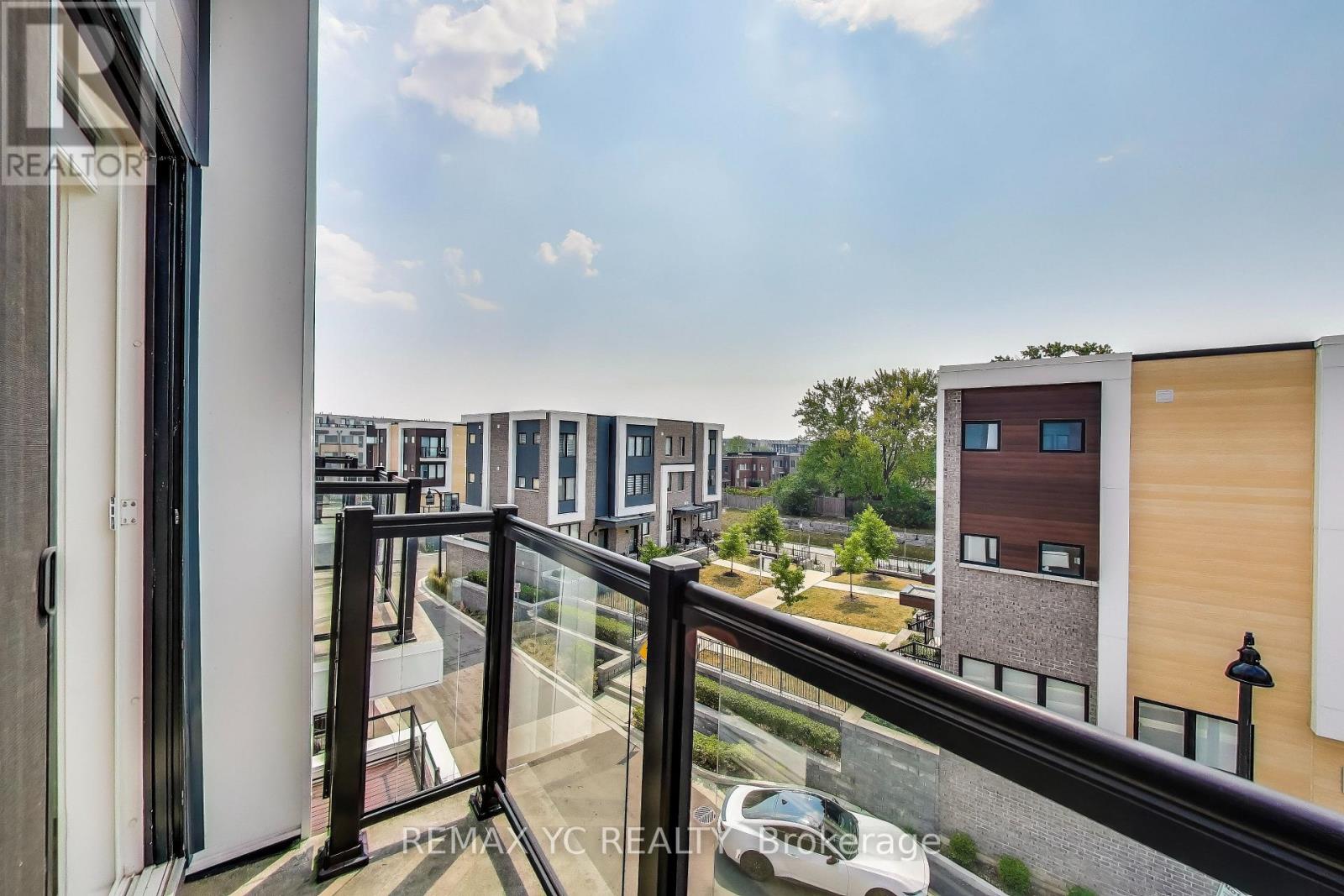 Photo 28 of 175 Downsview Park Boulevard, Toronto ON