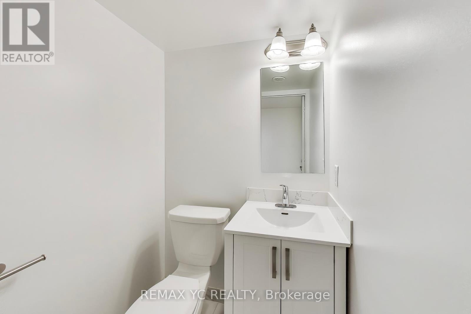 Photo 31 of 175 Downsview Park Boulevard, Toronto ON