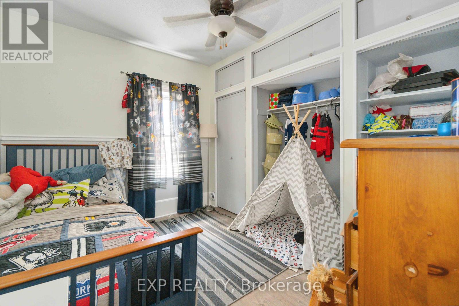 Photo 13 of 105 Division Street N, Mcnab Braeside ON