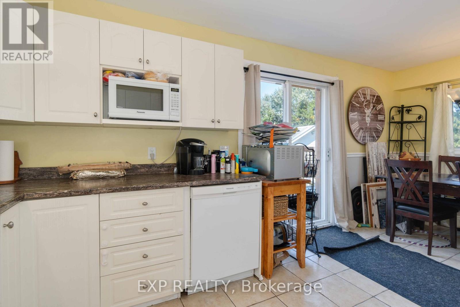 Photo 25 of 105 Division Street N, Mcnab Braeside ON