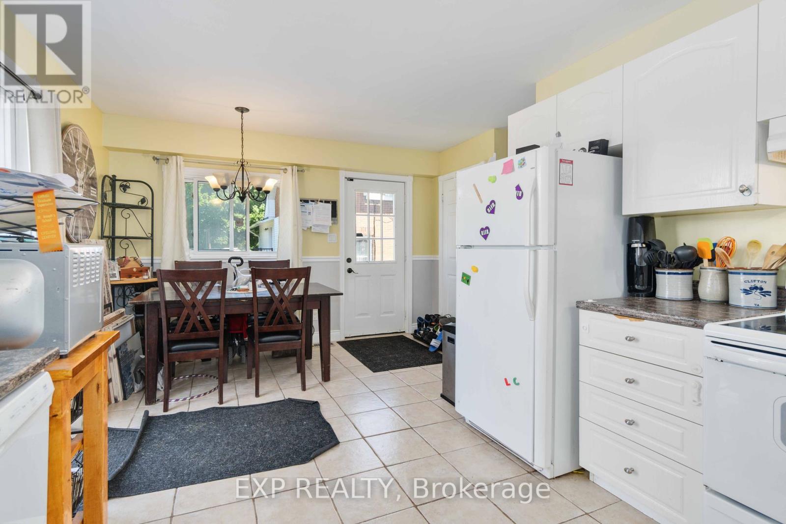 Photo 27 of 105 Division Street N, Mcnab Braeside ON