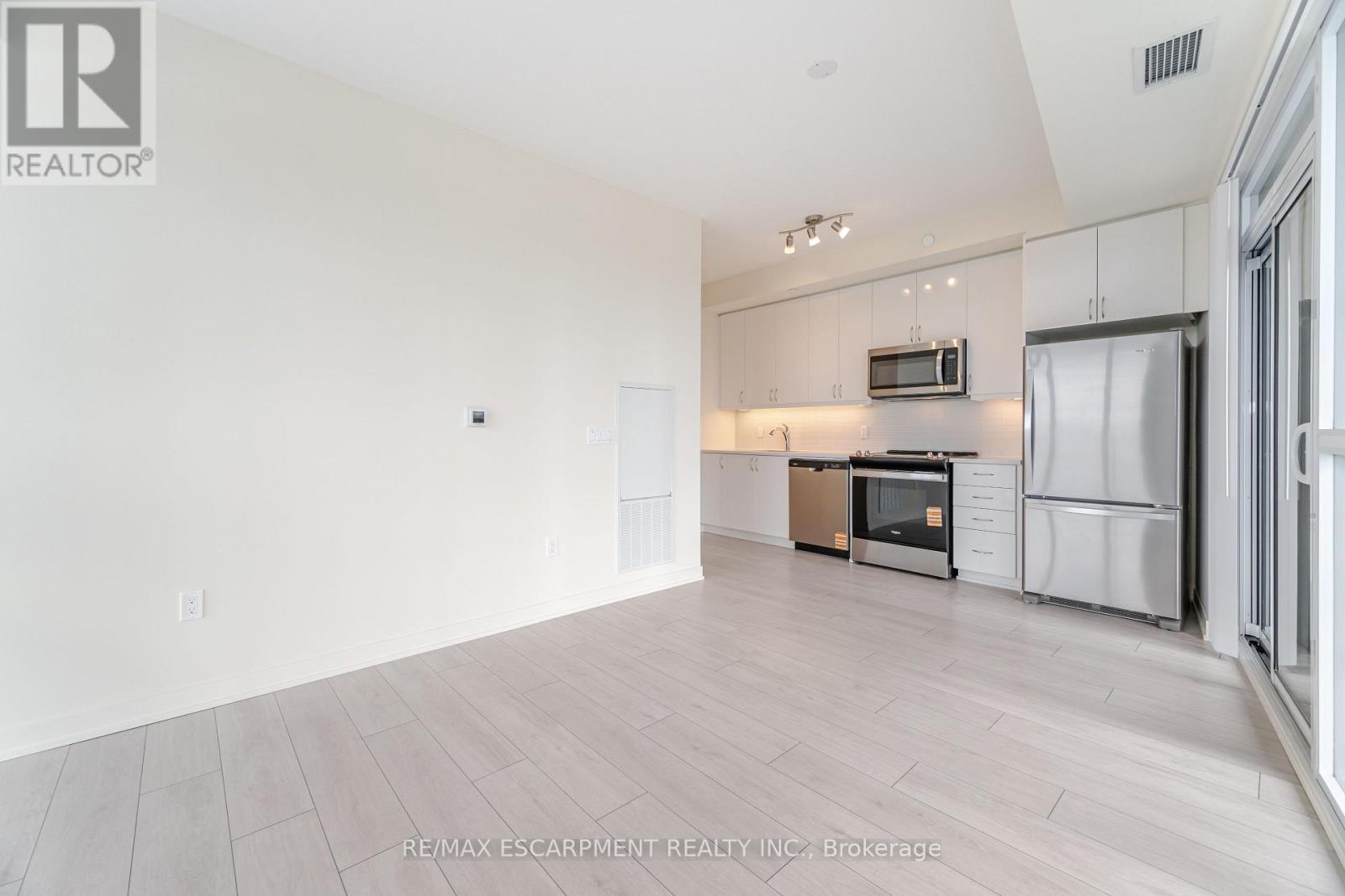 Photo 20 of 1708 38 Annie Craig Drive, Toronto ON
