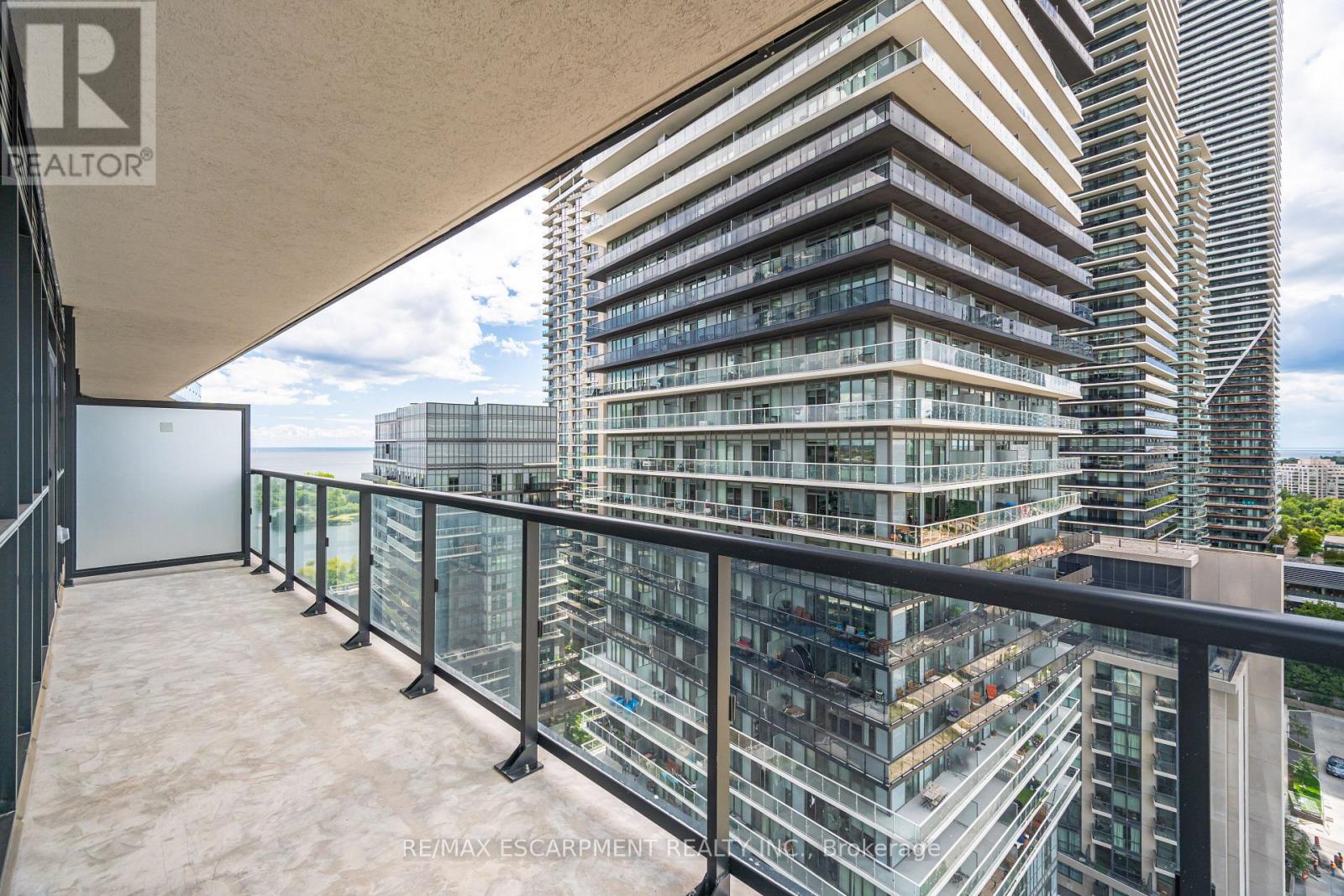 Photo 30 of 1708 38 Annie Craig Drive, Toronto ON