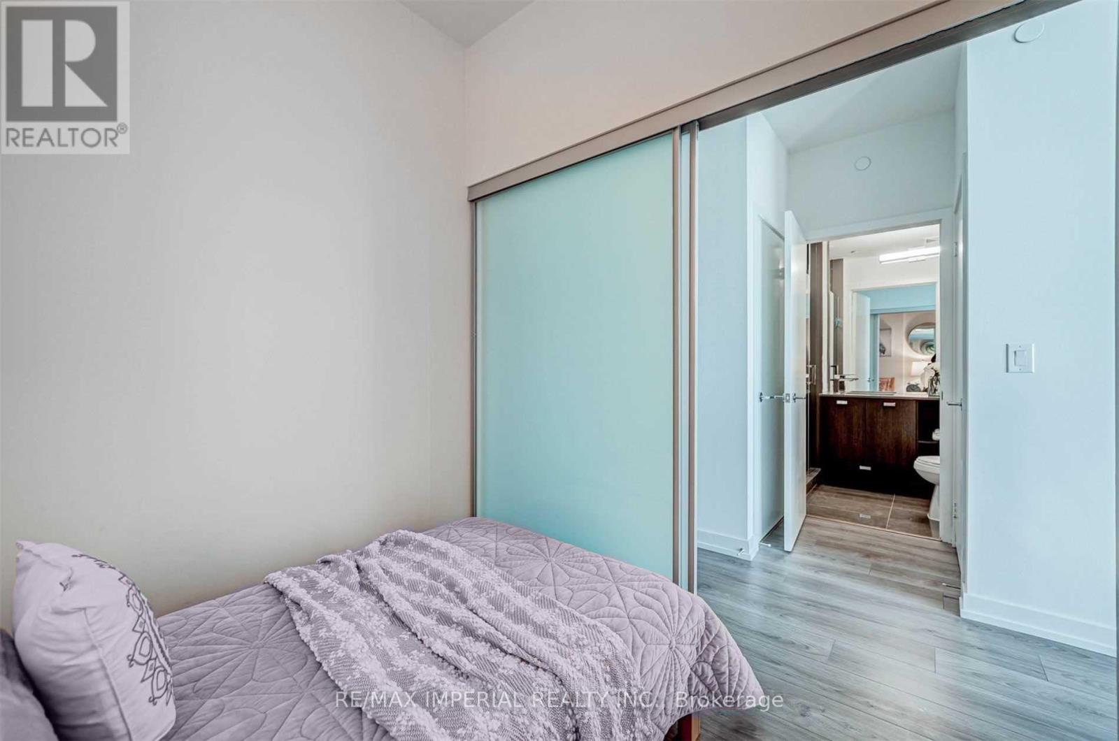 Photo 10 of 1102 10 De Boers Drive, Toronto ON