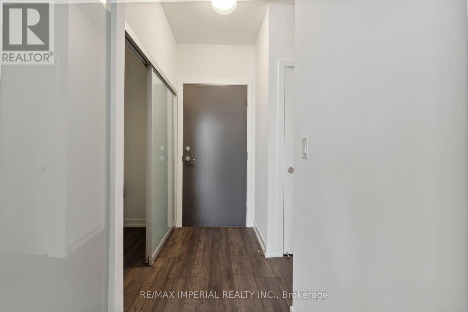 Photo 14 of 1102 10 De Boers Drive, Toronto ON