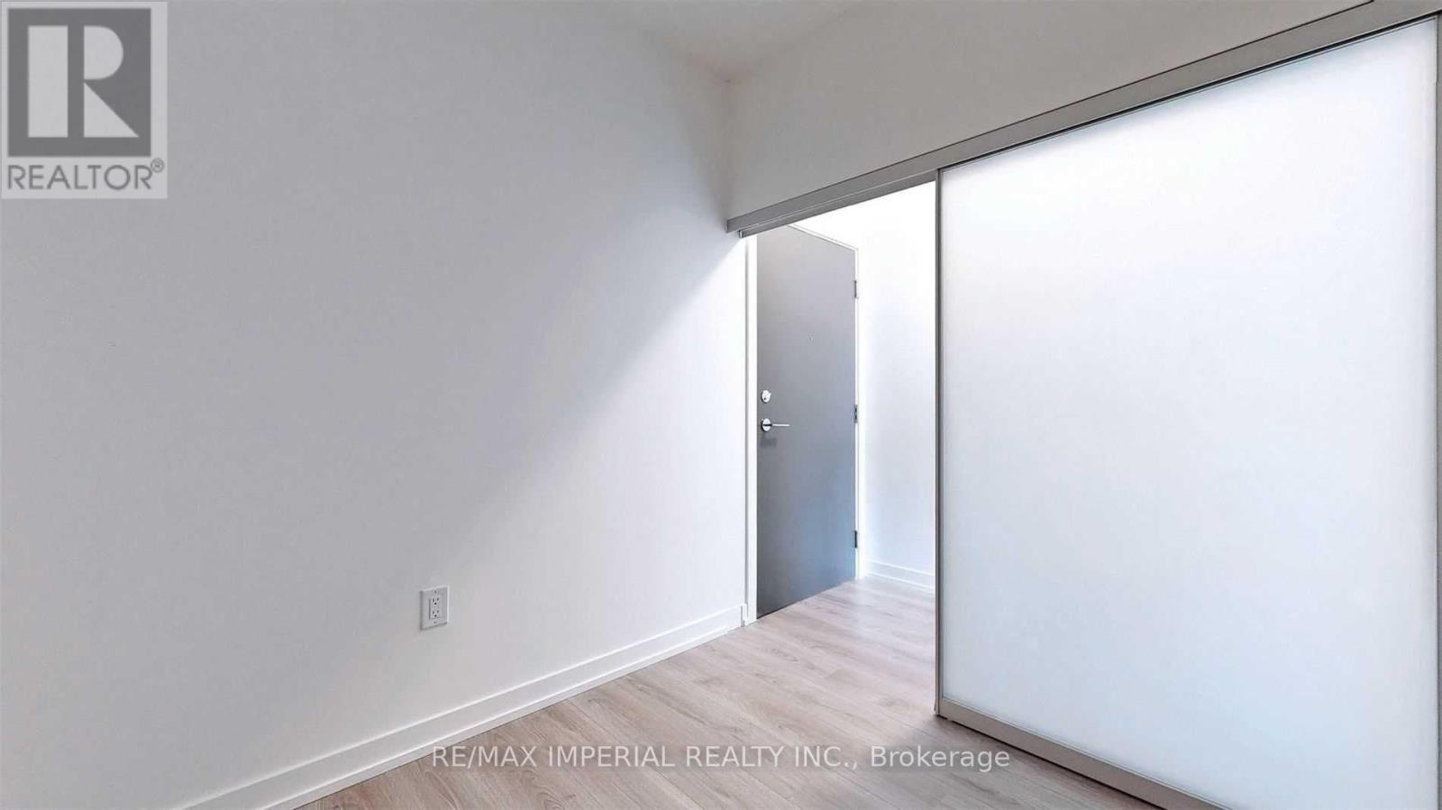 Photo 17 of 1102 10 De Boers Drive, Toronto ON