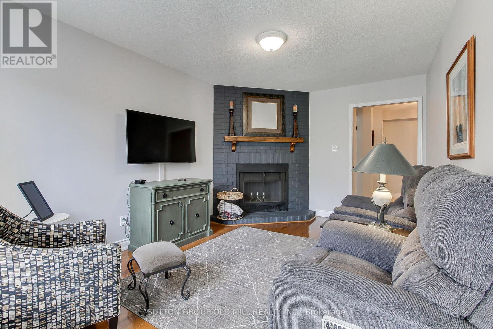 Photo 17 of 3126 Oakview Road, Mississauga ON
