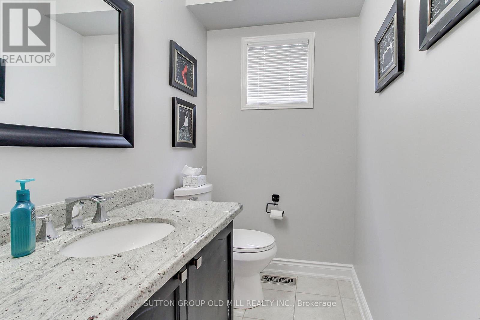 Photo 18 of 3126 Oakview Road, Mississauga ON