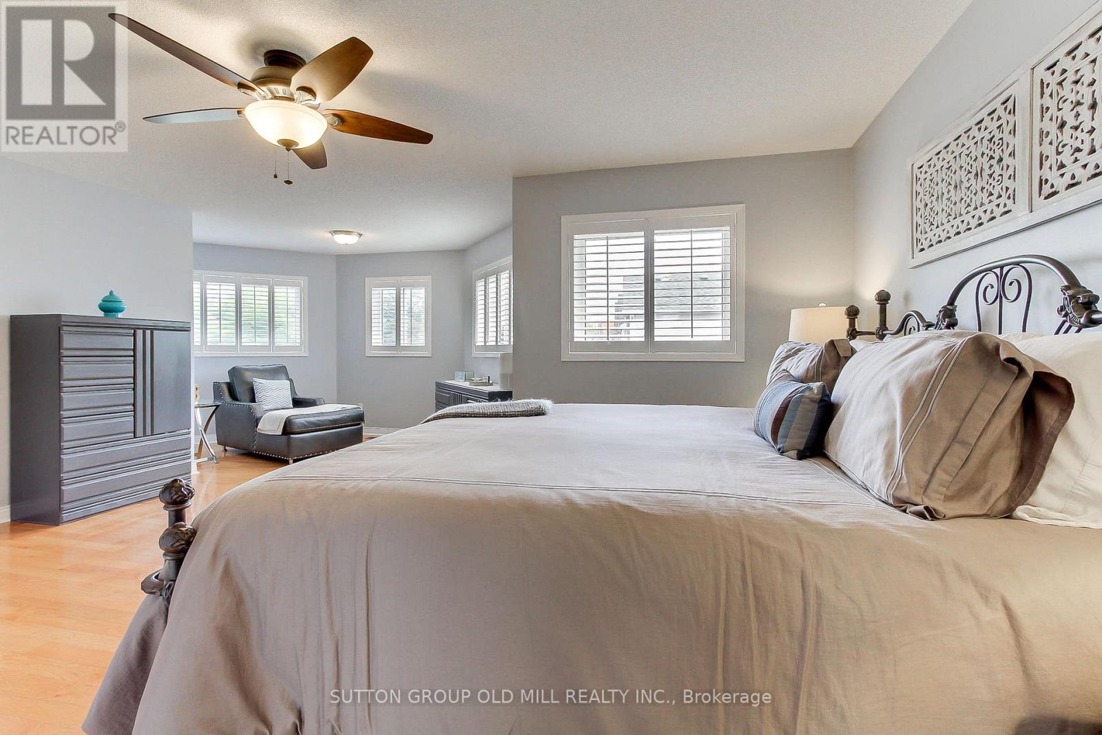 Photo 22 of 3126 Oakview Road, Mississauga ON