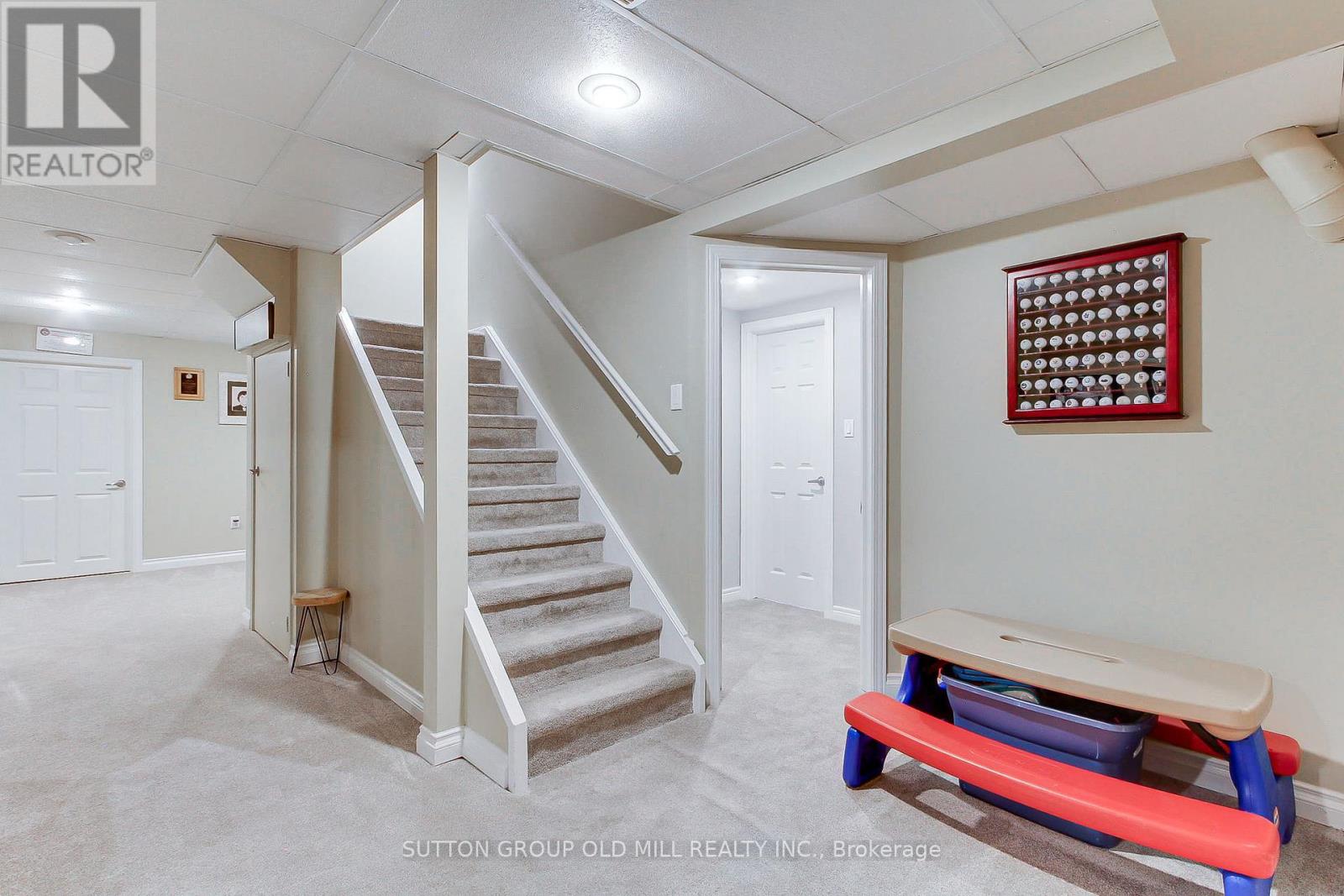 Photo 33 of 3126 Oakview Road, Mississauga ON