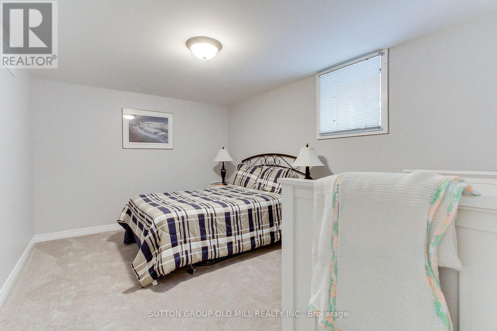 Photo 37 of 3126 Oakview Road, Mississauga ON